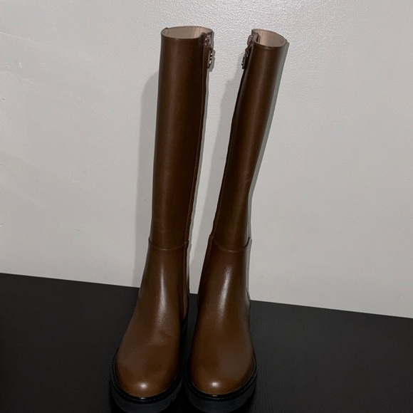 Stuart Weitzman Women’s Keelan Zip Boot Style Color Walnut brown- Size:5 - Picture 2 of 10